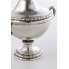 Cukiernica filigranowa kryta,  srebrna, Włochy  - modernistyczna / neo empire.