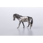 Miniaturka stojącego konia, srebro, Włochy – sztuka świata.
