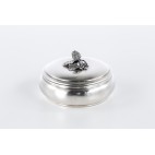 Puzdro, szkatułka na biżuterię mini cukierniczka, srebrna, włoska – modernistyczna.