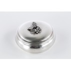 Puzdro, szkatułka na biżuterię mini cukierniczka, srebrna, włoska – modernistyczna.