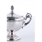 Cukiernica filigranowa kryta włoska z poziomką, srebrna – Neo Empire.
